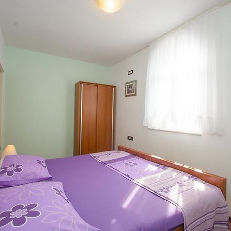 Apartments Jerkunica Rogoznica  Quarto foto