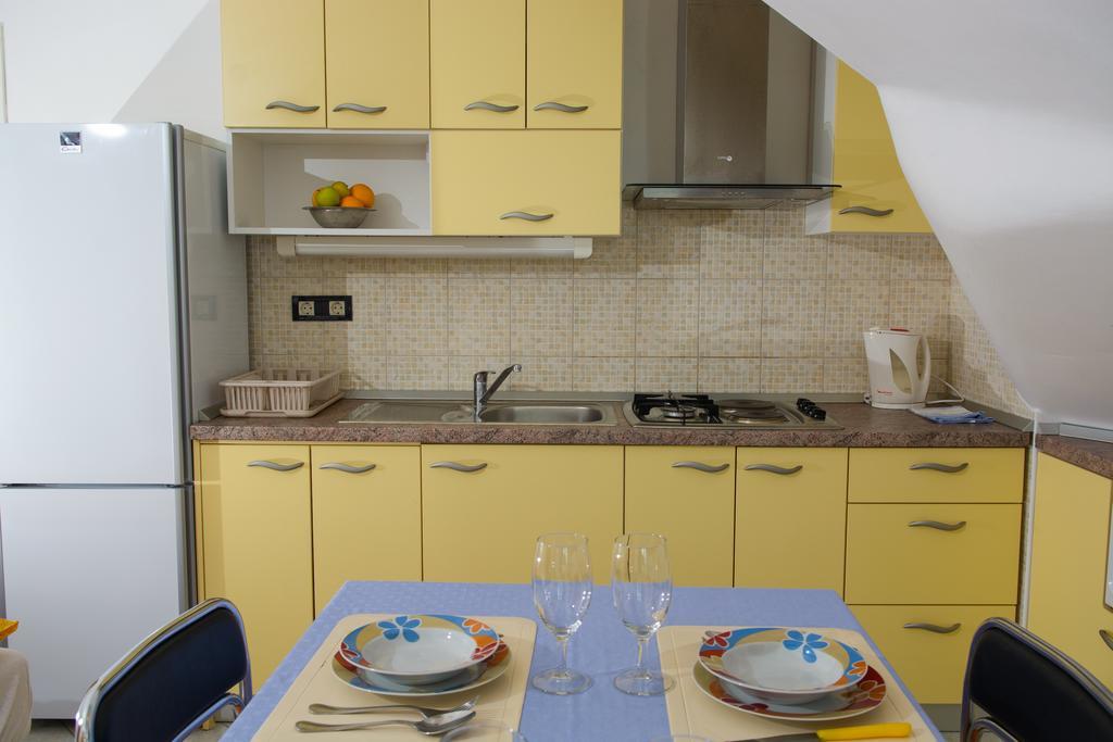 Apartments Jerkunica Rogoznica  Quarto foto